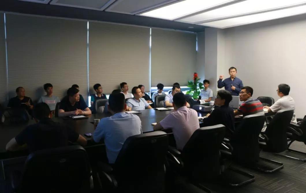 同济大学建设治理与房地产系主任王广斌教授莅临yp街机电子游戏指导、交流